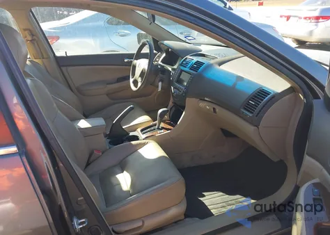 2007 Honda Accord 2.4 Ex z USA, uszkodzony, nr VIN 1HGCM56777A032520